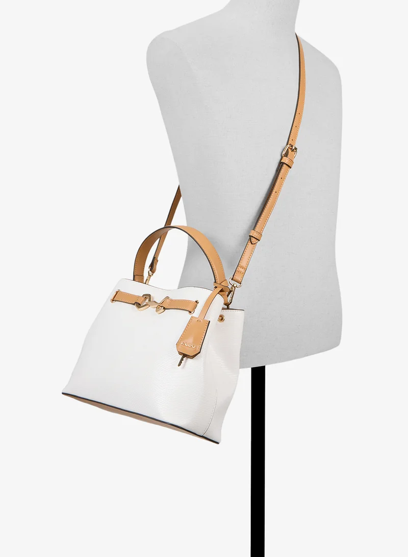 الدو سيلينيا ساتشل